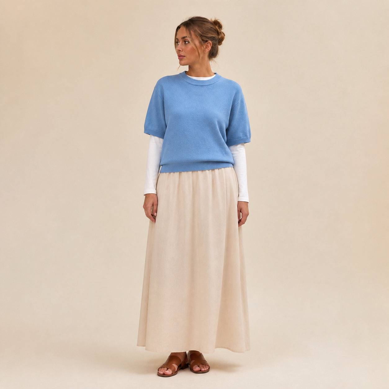 Pull bleu ciel en maille à col rond Tsniout — Maille douce, finition côtelée