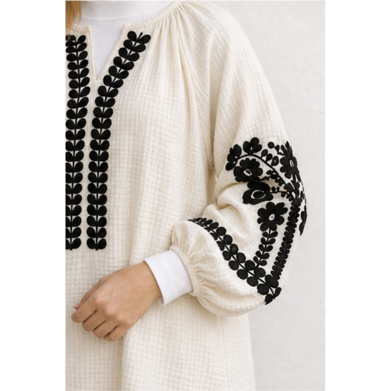 Tunique ivoire à broderie noire Tsniout — vue 4 — Coton léger texturé