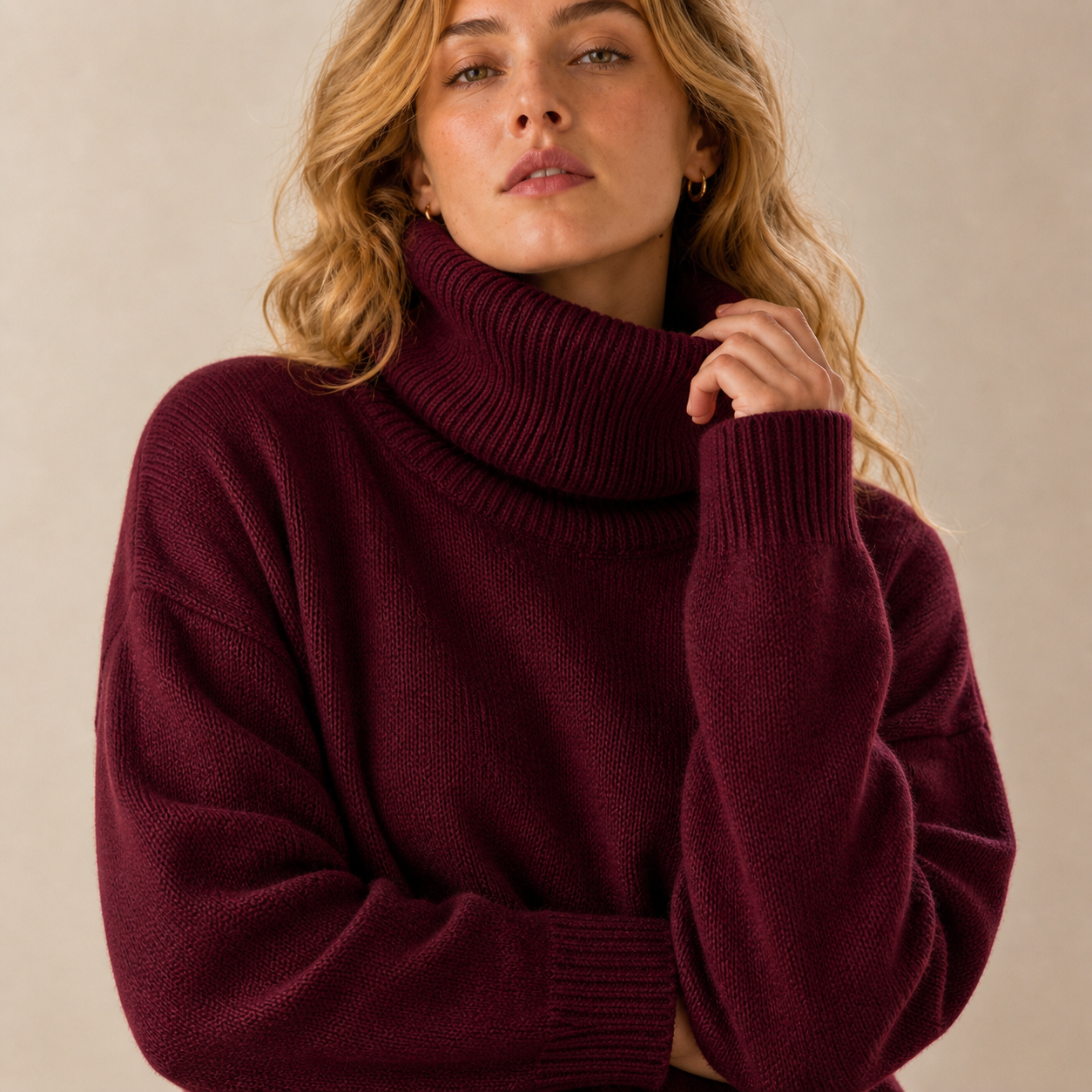 Pull bordeaux à col roulé en laine Tsniout — vue 4 — Laine 100 %