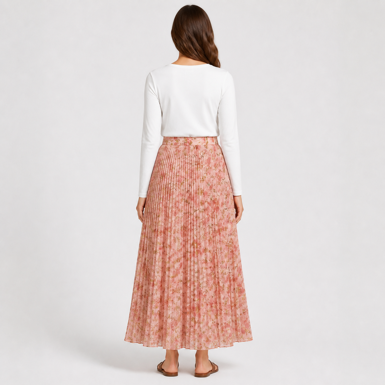 Jupe longue rose fleurie plissée Tsniout — vue 2 — Tissu fluide opaque doublé, imprimé floral et plis fins