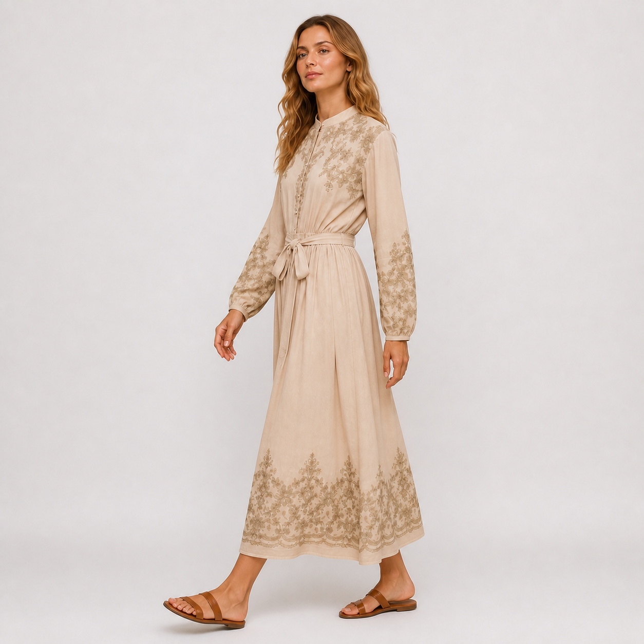 Robe longue taupe brodée Tsniout — vue 3 — Viscose douce opaque, broderies décoratives et coupe fluide