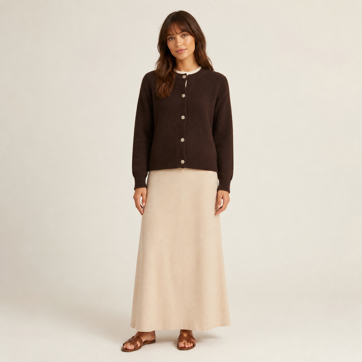 Gilet café à boutons bijoux Tsniout — Polyester recyclé 58 %, polyamide 22 %, laine 18 %, élasthanne 2 %