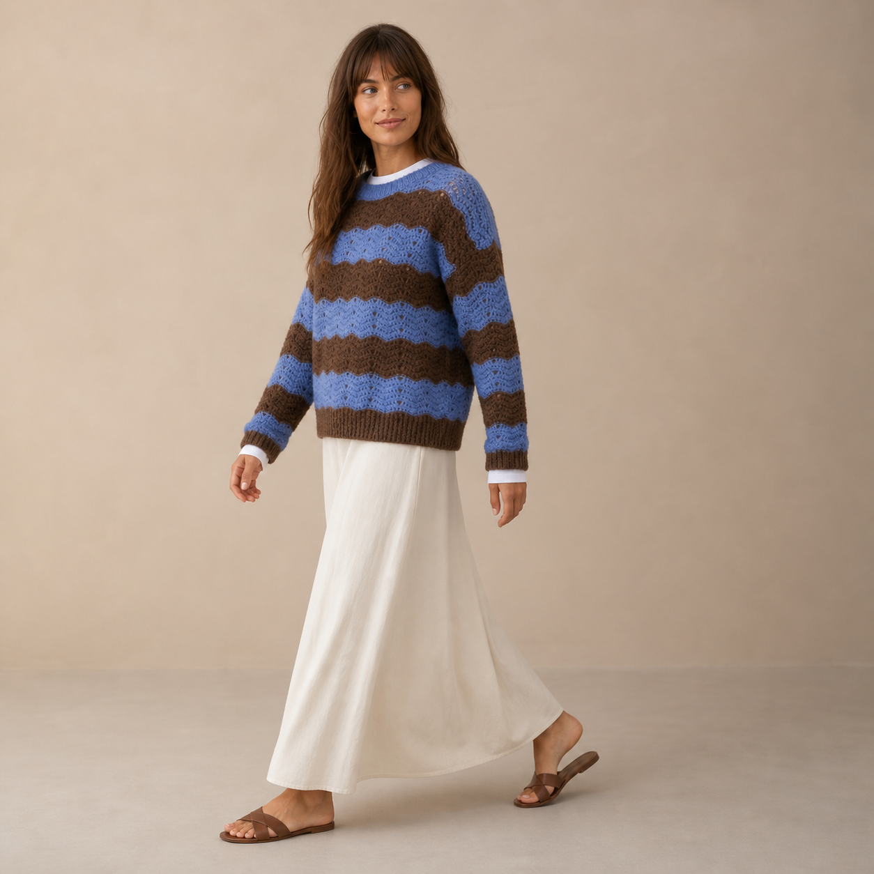 Pull bleu à rayures marron Tsniout — vue 3 — Maille texturée, rayures bleues et marron