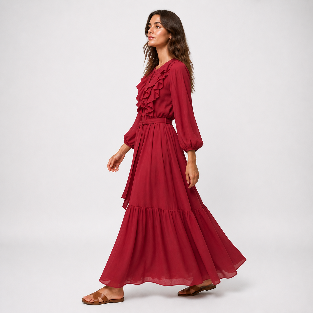 Robe longue bordeaux à volants Tsniout — vue 3 — Tissu fluide, volants superposés et manches bouffantes