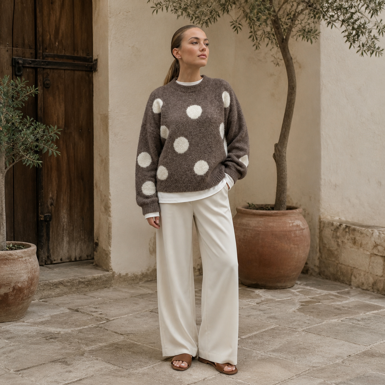 Pull marron à pois écrus Tsniout — vue 6 — Maille douce recyclée, mélange polyester et laine