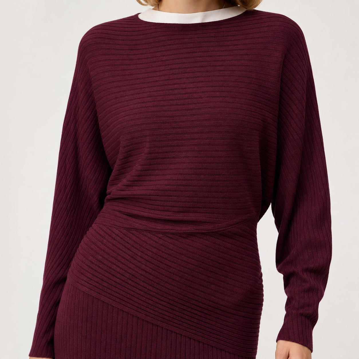 Robe longue bordeaux en maille côtelée Tsniout — vue 4 — Maille côtelée souple