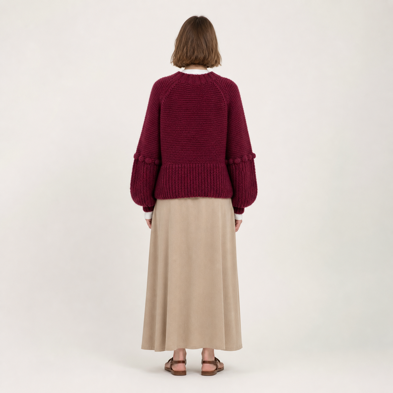 Gilet bordeaux en grosse maille à pompons Tsniout — vue 2 — Polyester 100 %, grosse maille