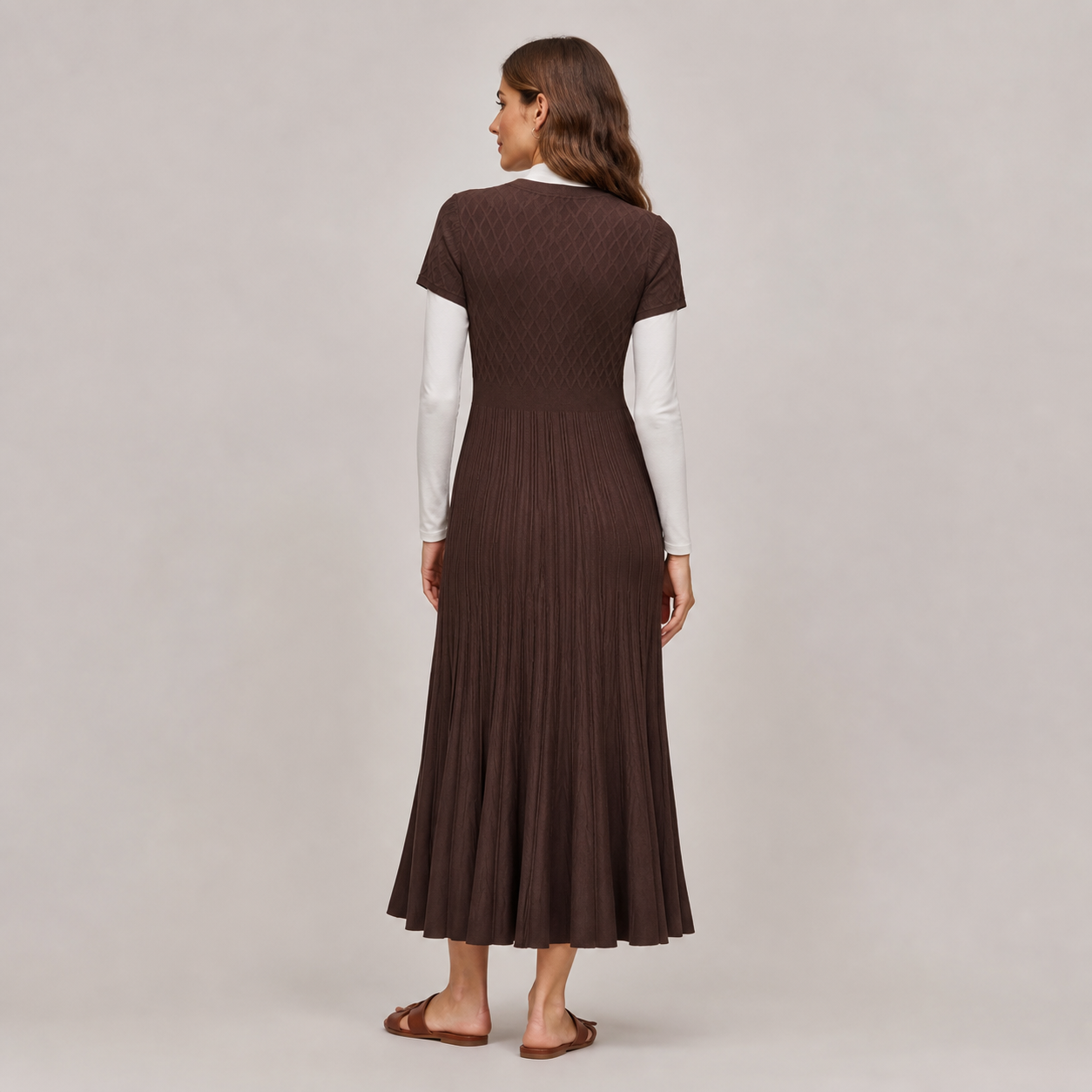 Robe longue chocolat plissée boutonnée Tsniout — vue 2 — Maille plissée fluide